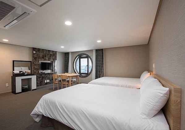 Superior Twin Room - Dream Jeju Hotel (Seogwipo)