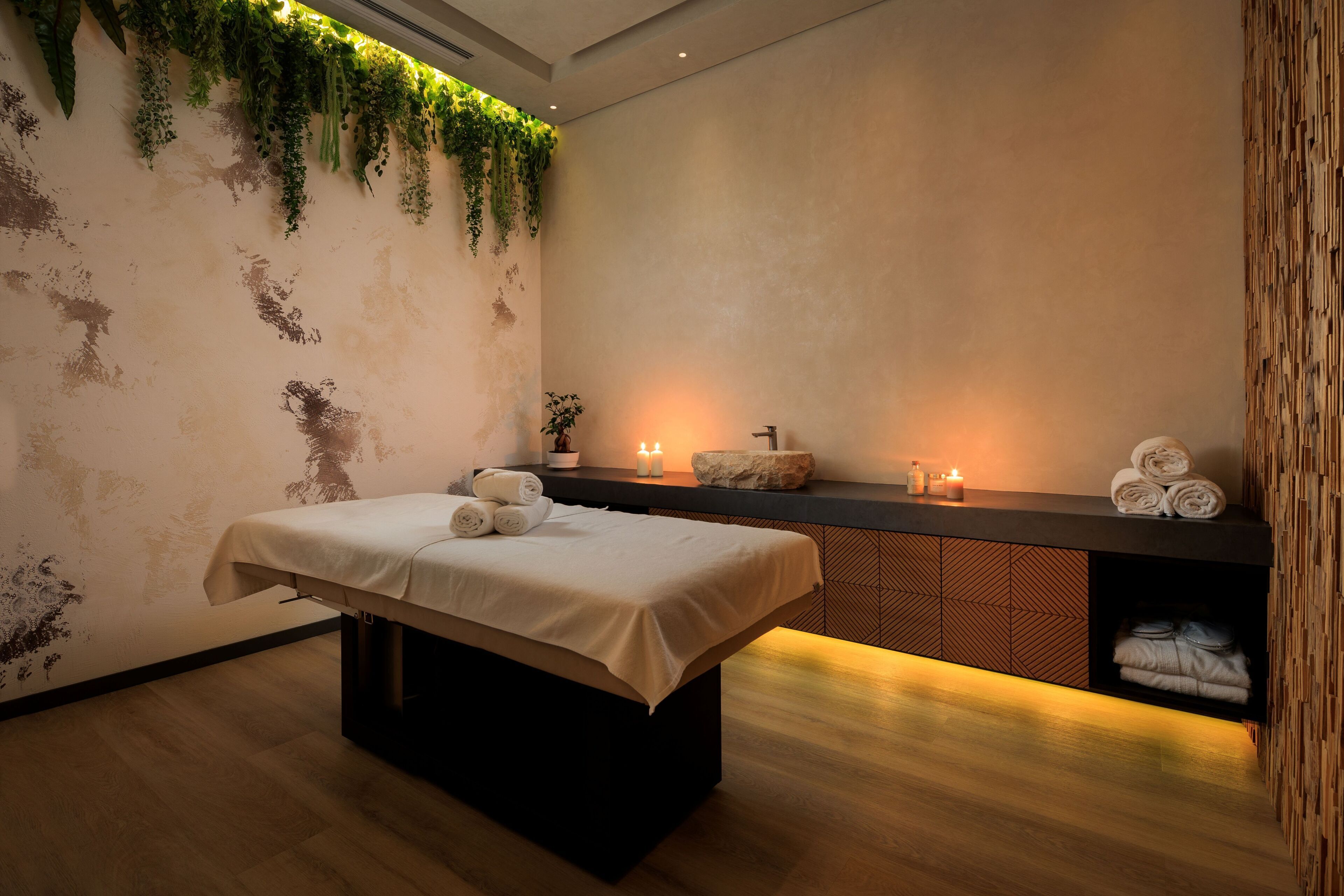 Soins corporels, gommages corporels, soins du visage