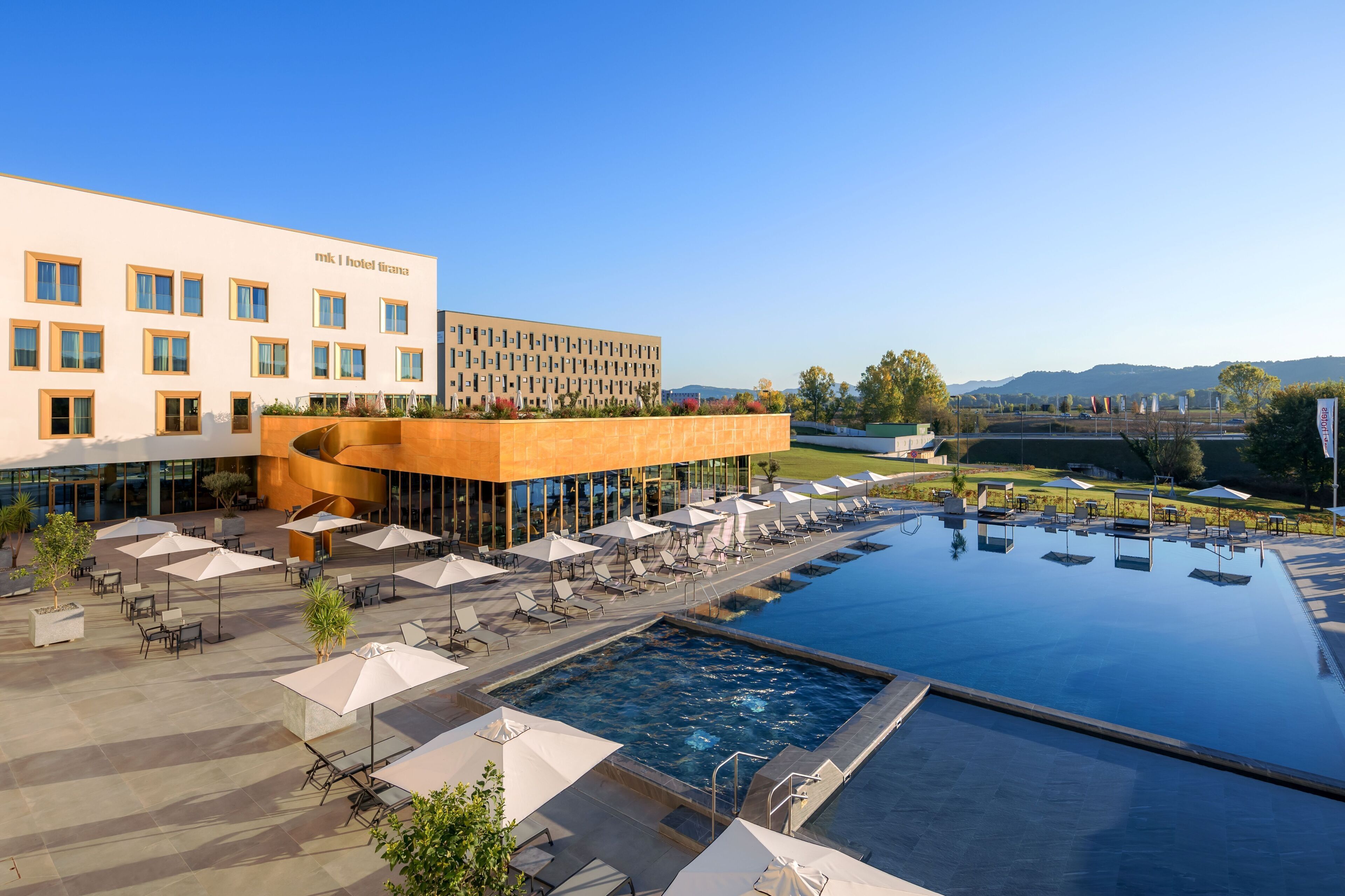 Foto - mk hotel tirana