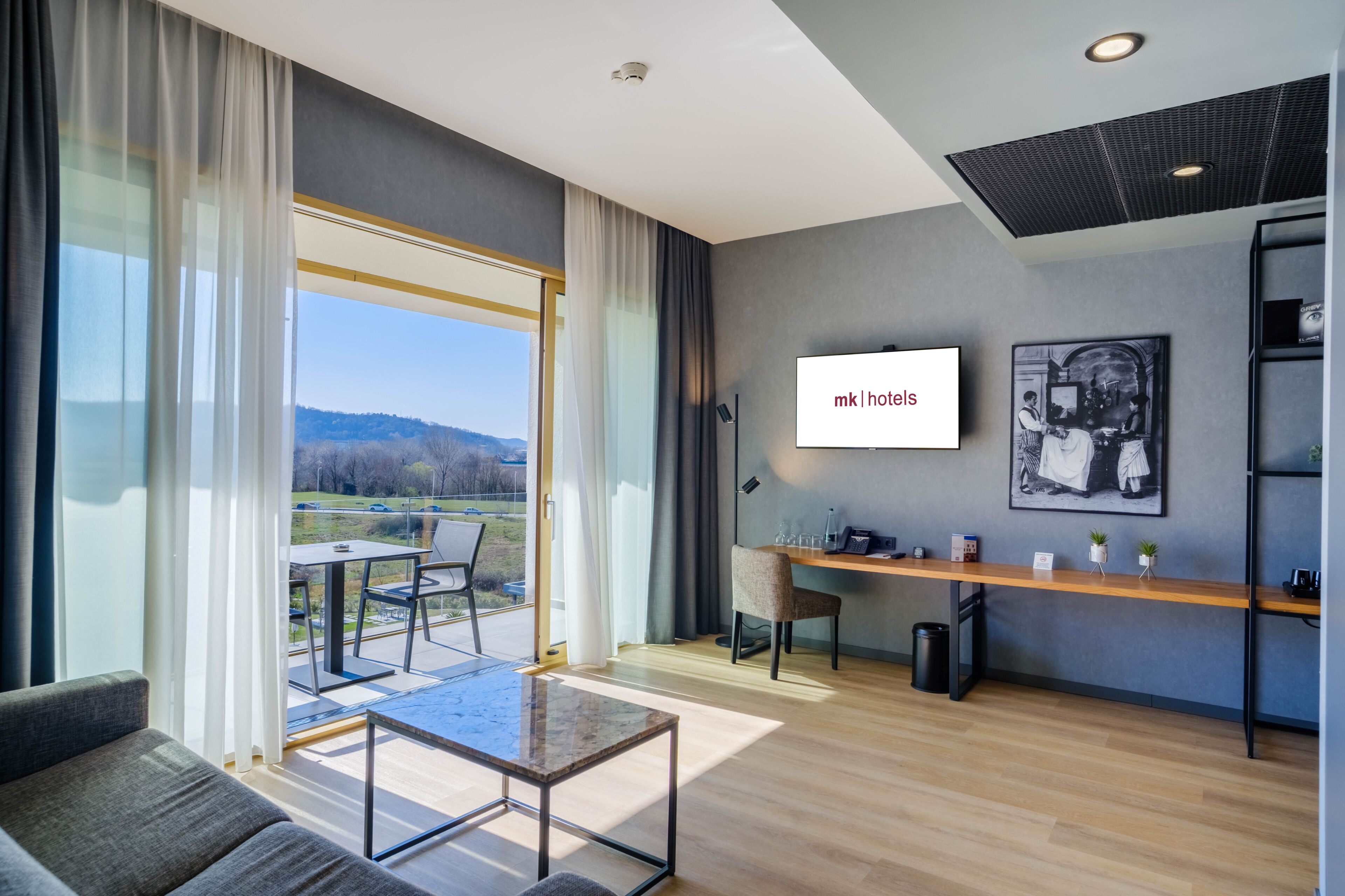 Foto - mk hotel tirana