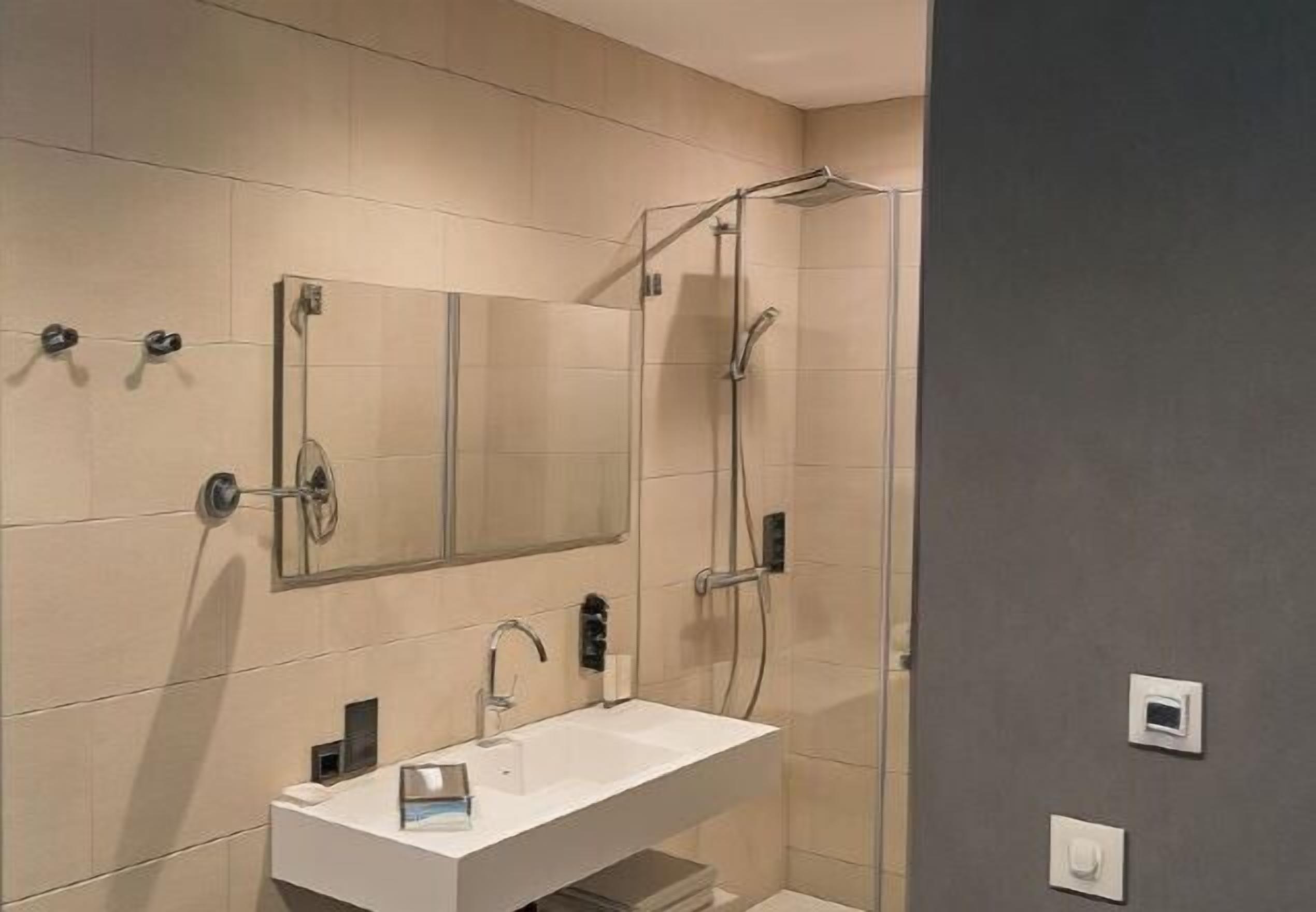 Bathroom | Free toiletries, hair dryer, heated floors, towels