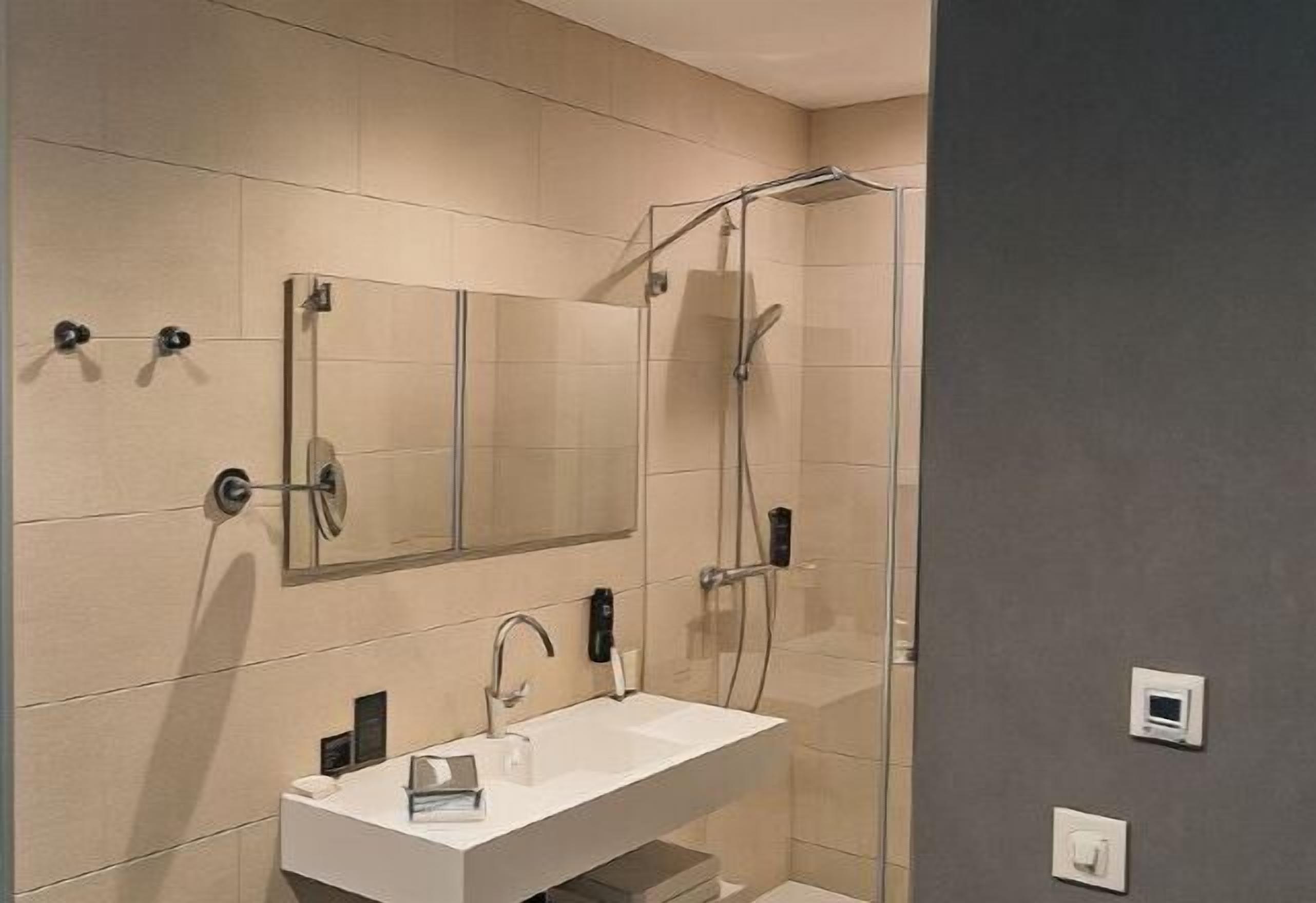 Bathroom | Free toiletries, hair dryer, heated floors, towels