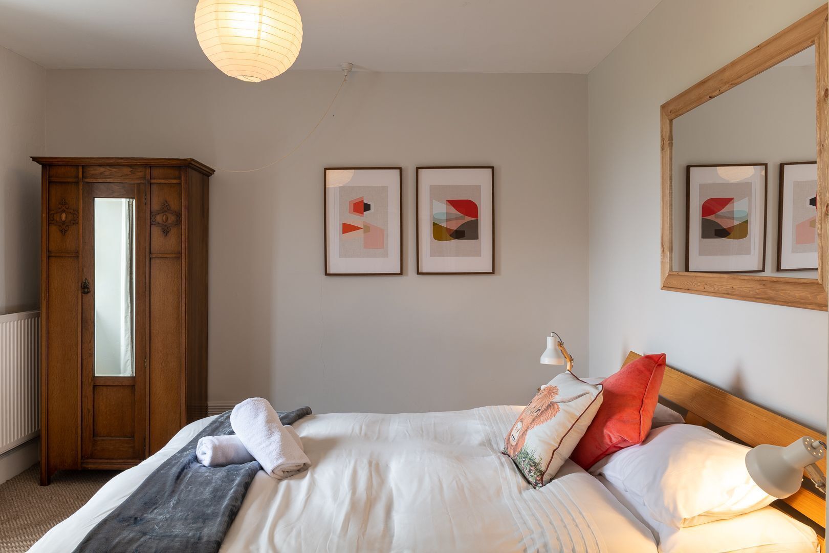 7 Schlafzimmer, Bügeleisen/Bügelbrett, Reisekinderbett, kostenloses WLAN