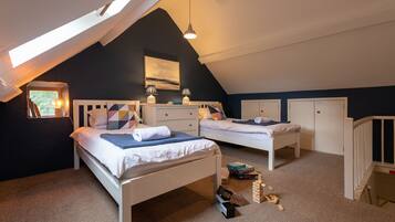 7 bedrooms, iron/ironing board, travel crib, free WiFi