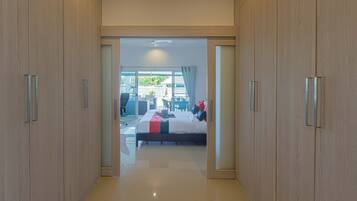 Perhehuvila | 3 makuuhuonetta, työpöytä, ilmainen Wi-Fi, vuodevaatteet