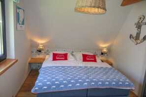 3 habitaciones, cuna de viaje, wifi y ropa de cama