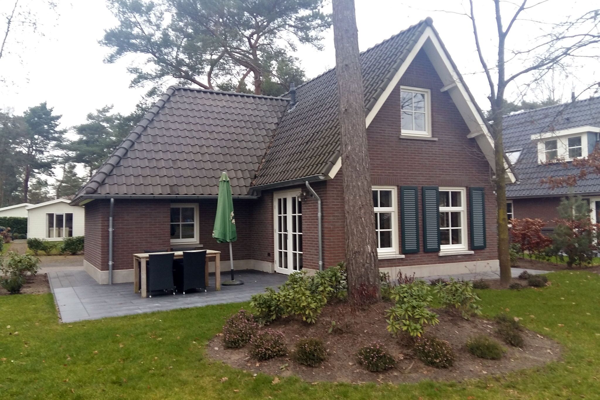 Luxury villa with two bathrooms, located in the Achterhoek