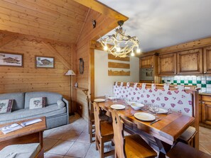 Interior - Bright duplex with pool access and pets allowed (Méribel)