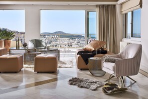 Peonie Maisonette | Dining room