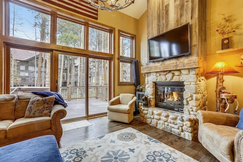 Experience mountain living at its finest in Village Point 109, with private hot tub!