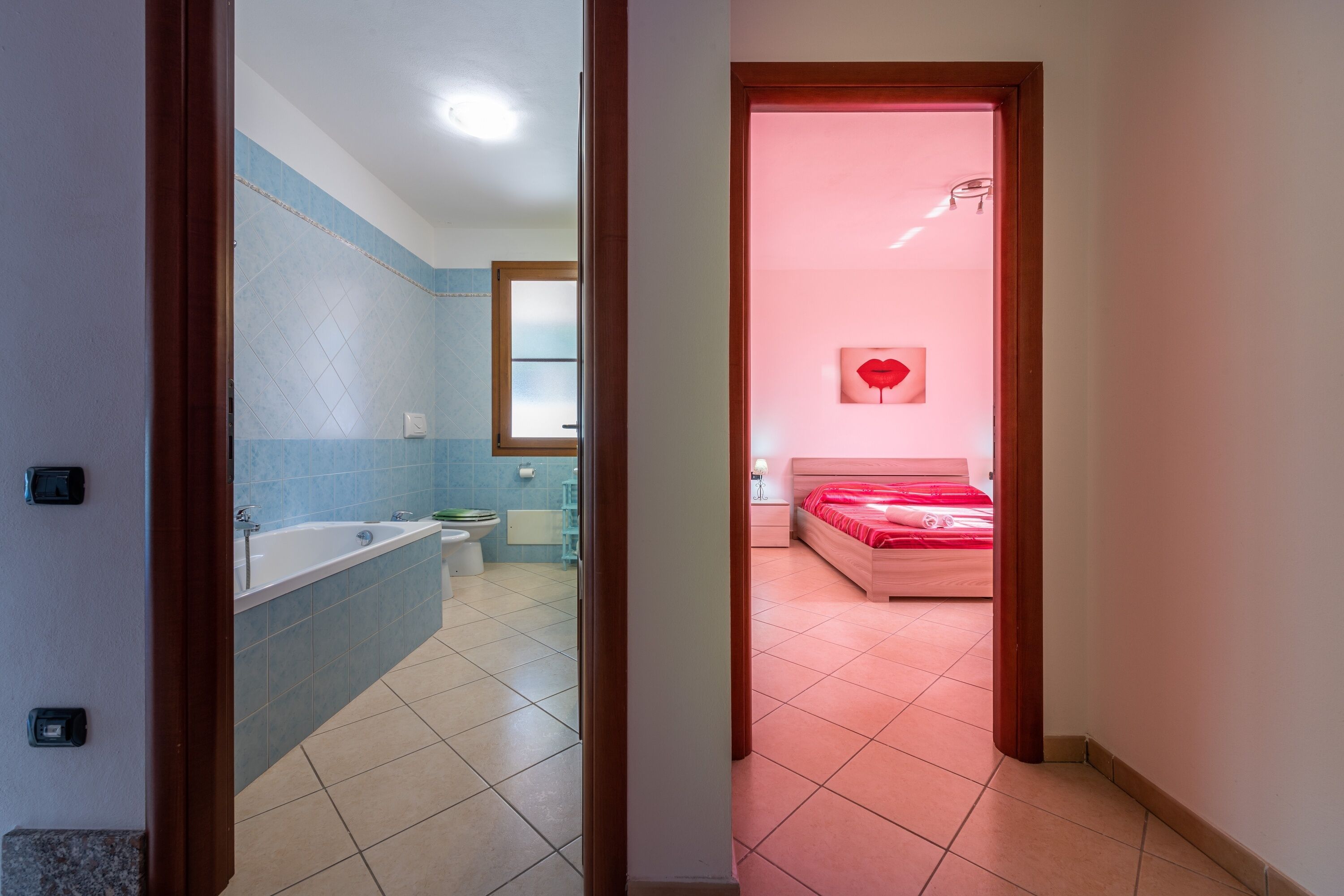 2 chambres, fer et planche à repasser, Wi-Fi gratuit, draps fournis