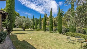 Property grounds - Villa Il Cedro 10+1, Emma Villas (Valverde)
