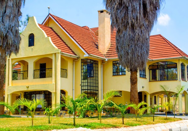 This is the beautiful view of Bethel Quest home.