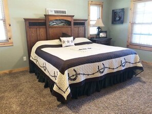 3 bedrooms, WiFi, bed sheets - Lariat Cabin (Rapid City)