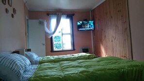 1 bedroom - Hostal Chamiza, Forests and a Unique Tranquility 10 Minutes From Puerto Montt (Puerto Montt)