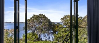 Pohutukawa Cottage - Matakana Holiday Home