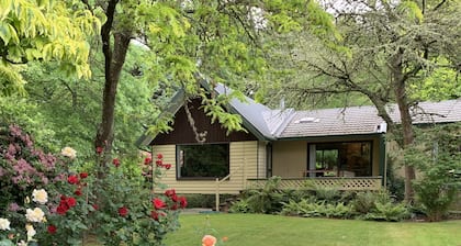 River Road Spa Lodge - Broadlands Forest