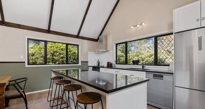 River Road Spa Lodge - Broadlands Forest