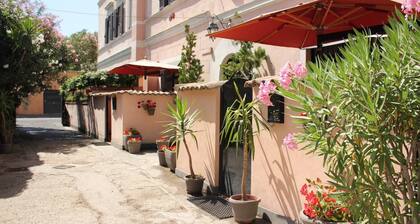 Small Cottage via dei Sabelli 195