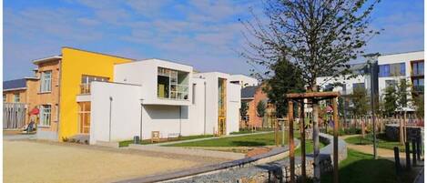 Apartament, 1 dormitori, terrassa, vistes al jardí | Exterior