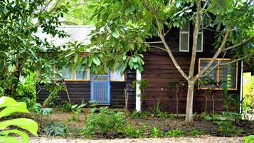 Cabin, 1 Bedroom, Smoking, Patio | Garden