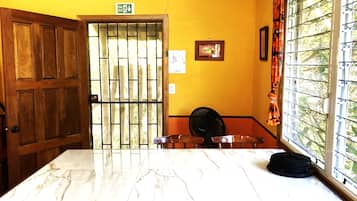 House, 2 Bedrooms, Smoking, Balcony | Dining