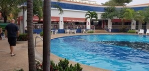 Pool - Park Lane Condo F4 R419 (Pattaya)