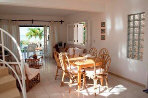 Villa, Multiple Bedrooms, Smoking, Private Pool | Ruang tamu