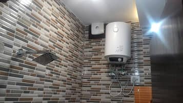 Apartment, 1 Bedroom, Smoking, Balcony | Interior