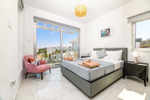 3 habitaciones y caja de seguridad en la habitación