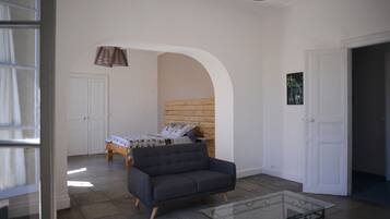 Televisie en een tafeltennistafel