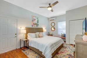 2 chambres, fer et planche à repasser, Wi-Fi gratuit, draps fournis