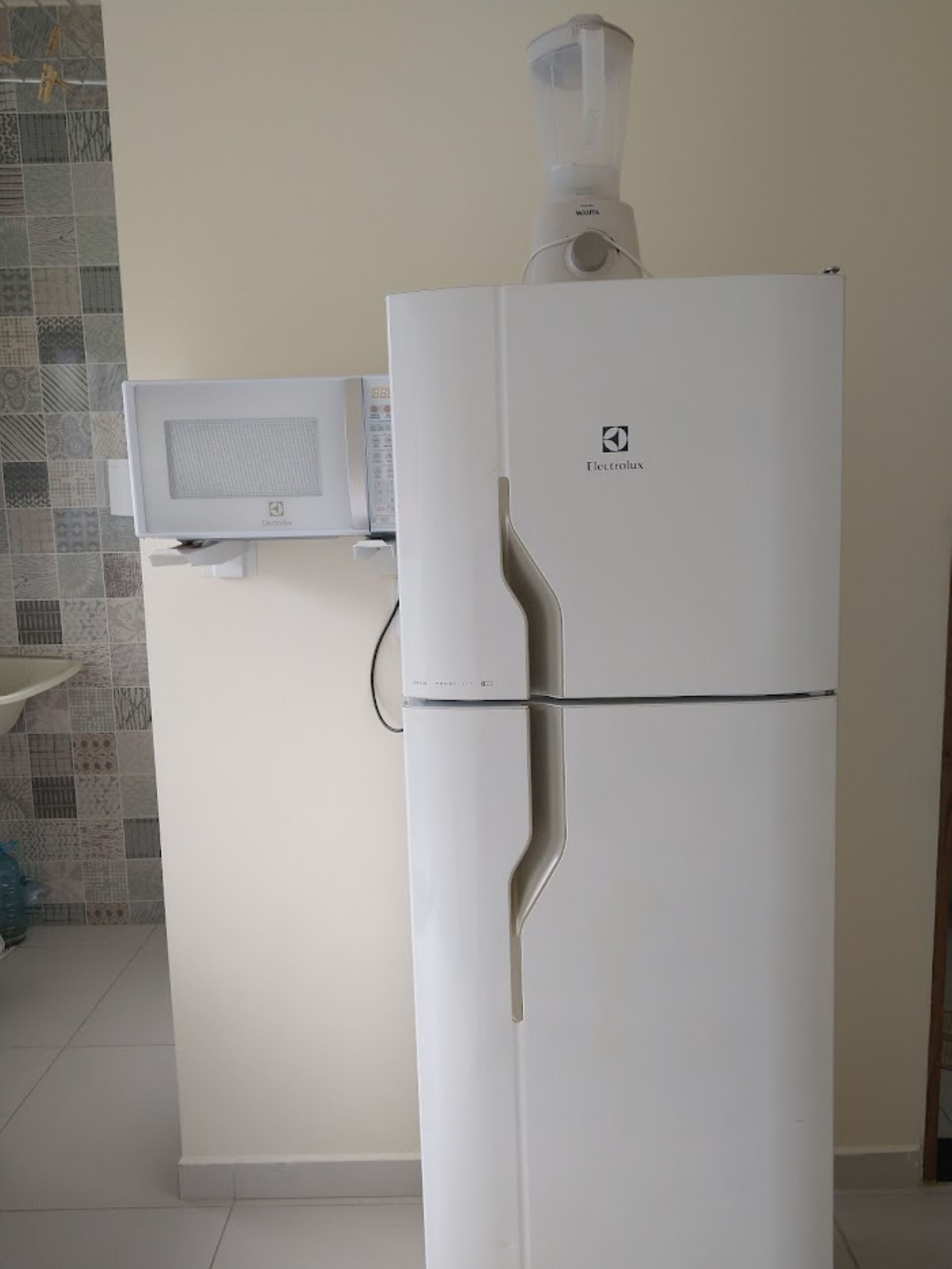 Apartment with 1 bedroom, furnished, swimming pool, playground and barbecue.