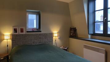 3 chambres, fer et planche Ă  repasser, Wi-Fi gratuit