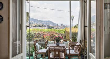 Villetta delle Rose con giardino a Rapallo
