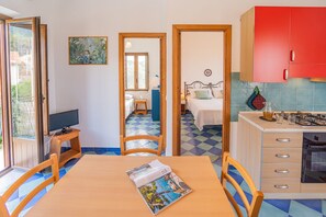 Apartment, 2 Bedrooms | Living area