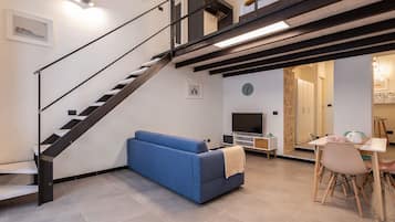 Leilighet, 1 soverom | Oppholdsområde | Flatskjerm-TV