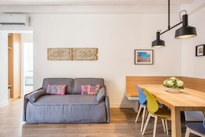 Apartment, 2 Bedrooms (Le Niche Holiday Home with Balcony) | Living area