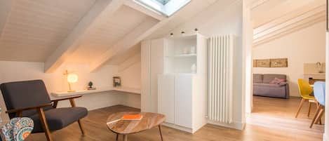 Apartment, 1 Bedroom (Le Niche Holiday Home with Terrace) | Living area