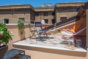 Apartamento, 1 habitación (Le Niche Holiday Home with Terrace) | Terraza o patio