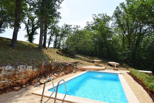 Gîte Le Châtaignier avec piscine privée proche Dordogne