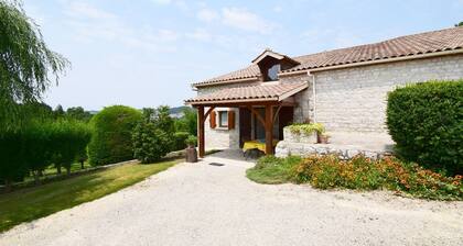 Gîte Pouchalou à Tournon d'Agenais, grand parc