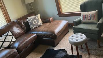 Smart TV, videogiochi, libri, biblioteca musicale