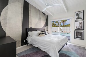 4 bedrooms, desk, iron/ironing board, free WiFi