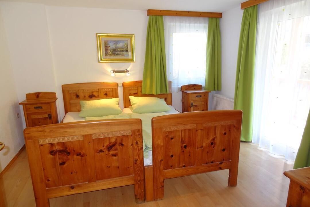 2 Schlafzimmer, Zimmersafe, kostenloses WLAN, Bettwäsche