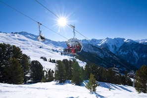 Snow and ski sports