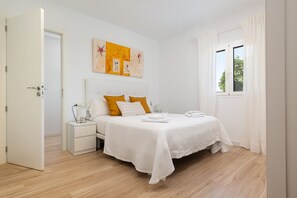 3 habitaciones, tabla de planchar con plancha y wifi gratis 