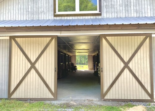 Regal Ranch Retreat *DOG & HORSE FRIENDLY*