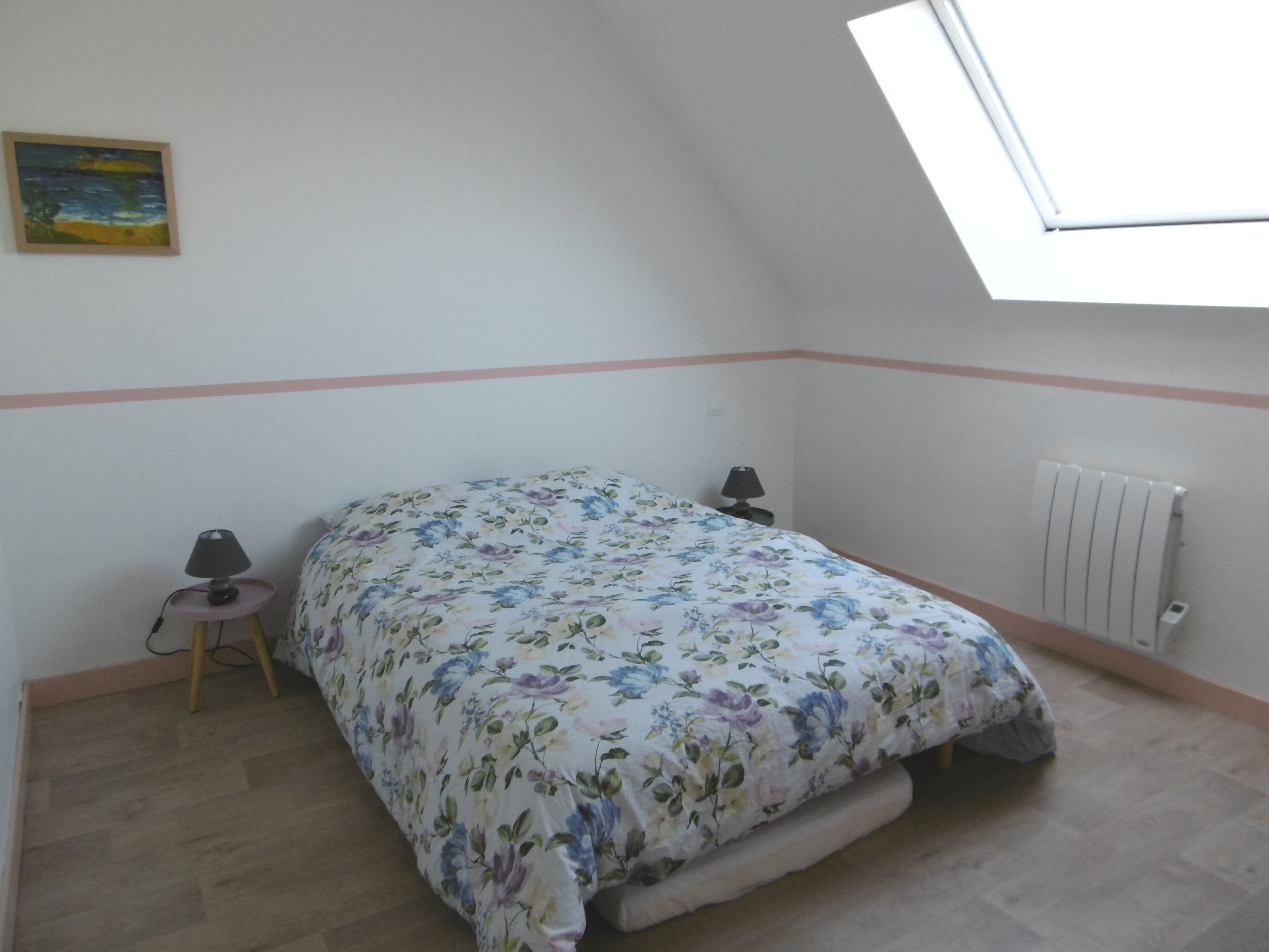 Quiet Spacious House 984 ft from the beach