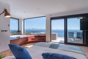 4 slaapkamers, een kluis op de kamer, een strijkplank/strijkijzer